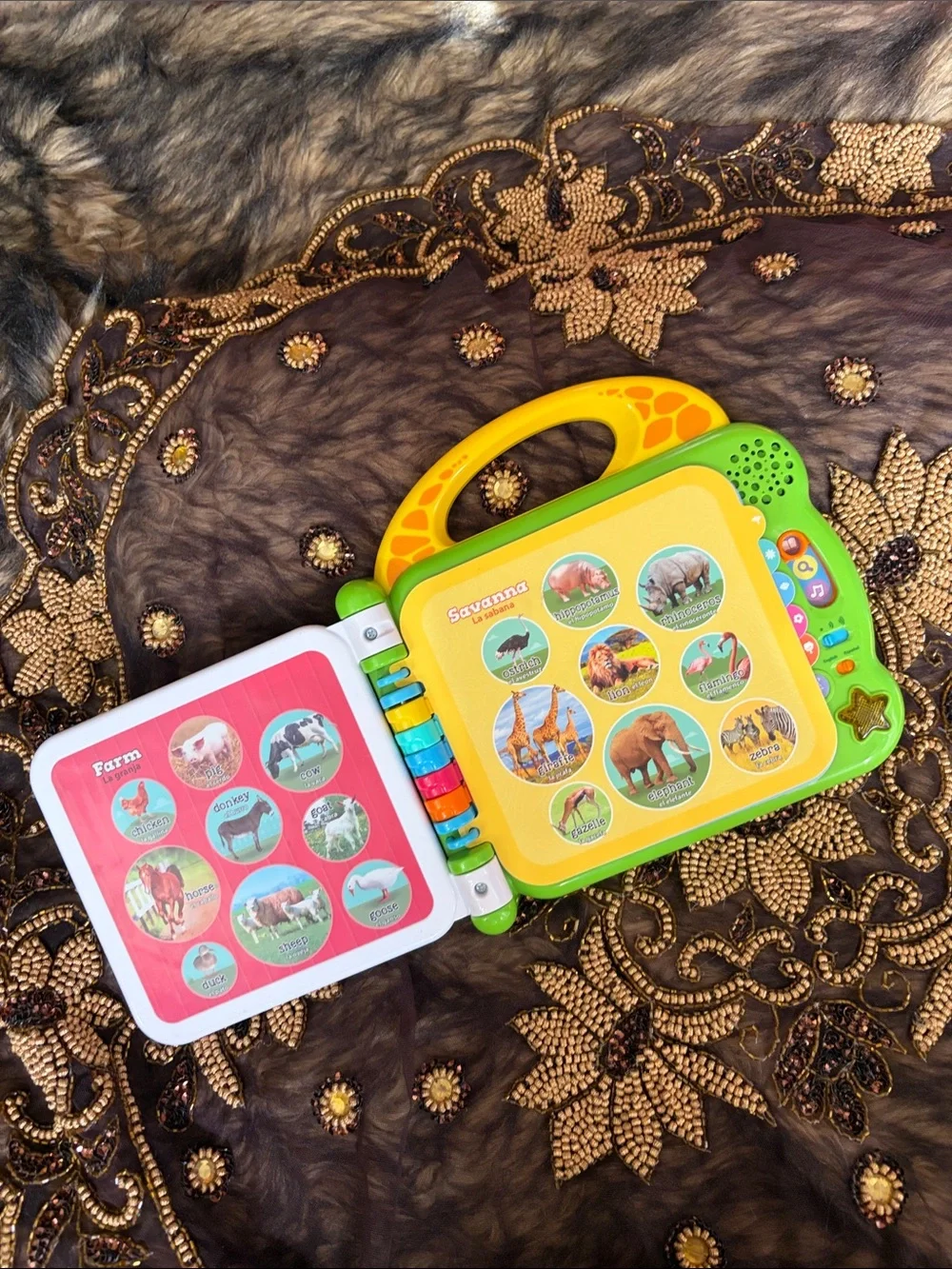 Leap Frog 100 Animals Book - Electronic Toy English/Spanish Learning Educational